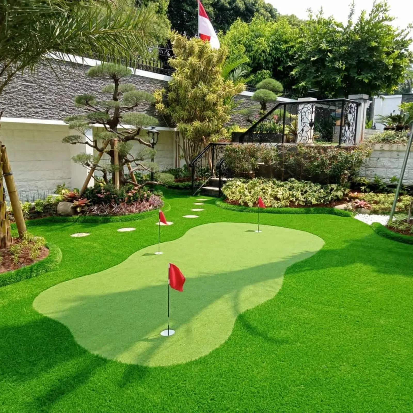 Jasa Pembuatan & Instalasi Lapangan Mini Golf Profesional — Custom Desain